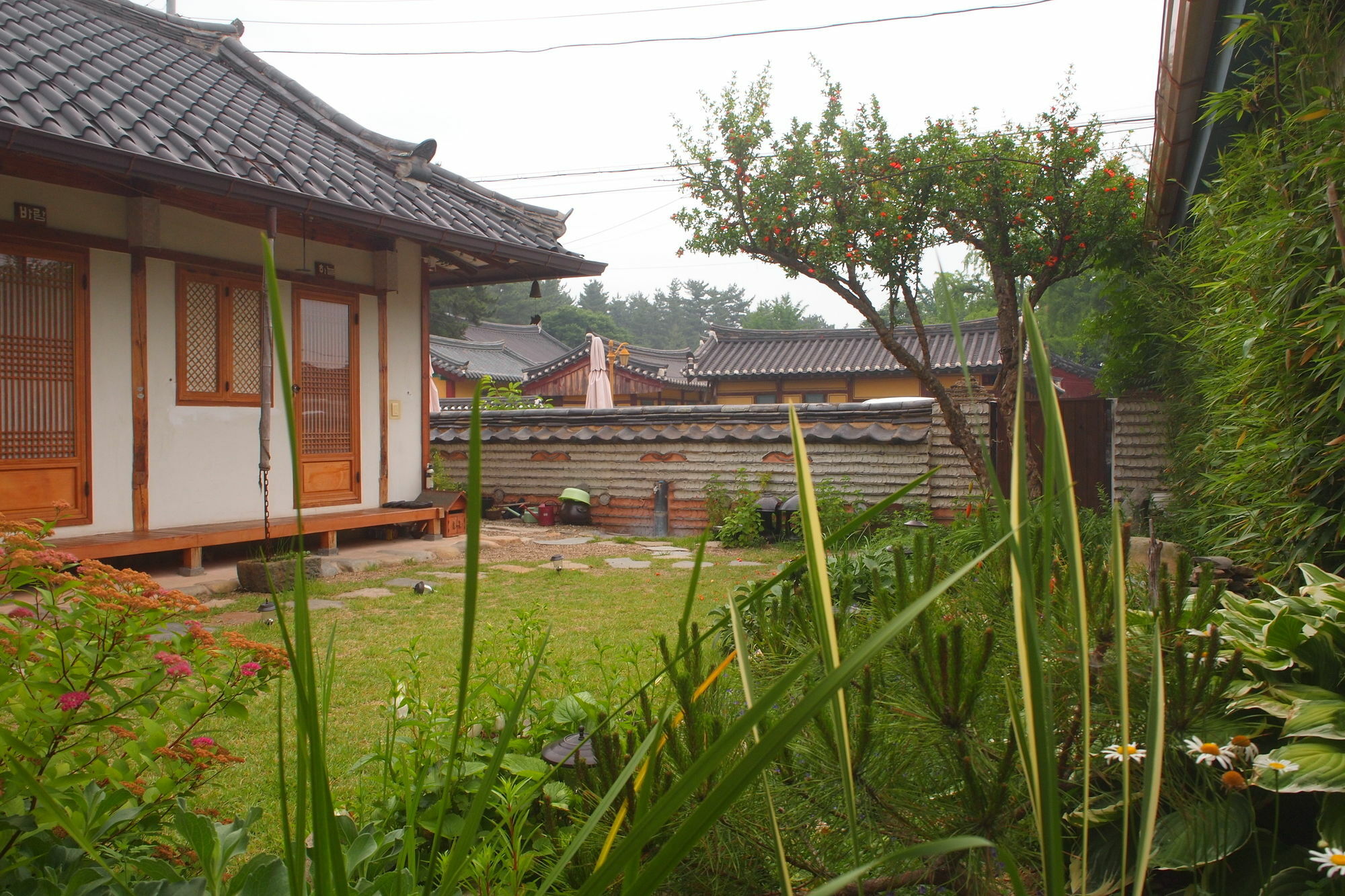 Floral Space Hanok Guesthouse Gyeongju Luaran gambar