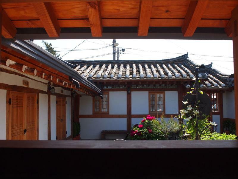 Floral Space Hanok Guesthouse Gyeongju Luaran gambar