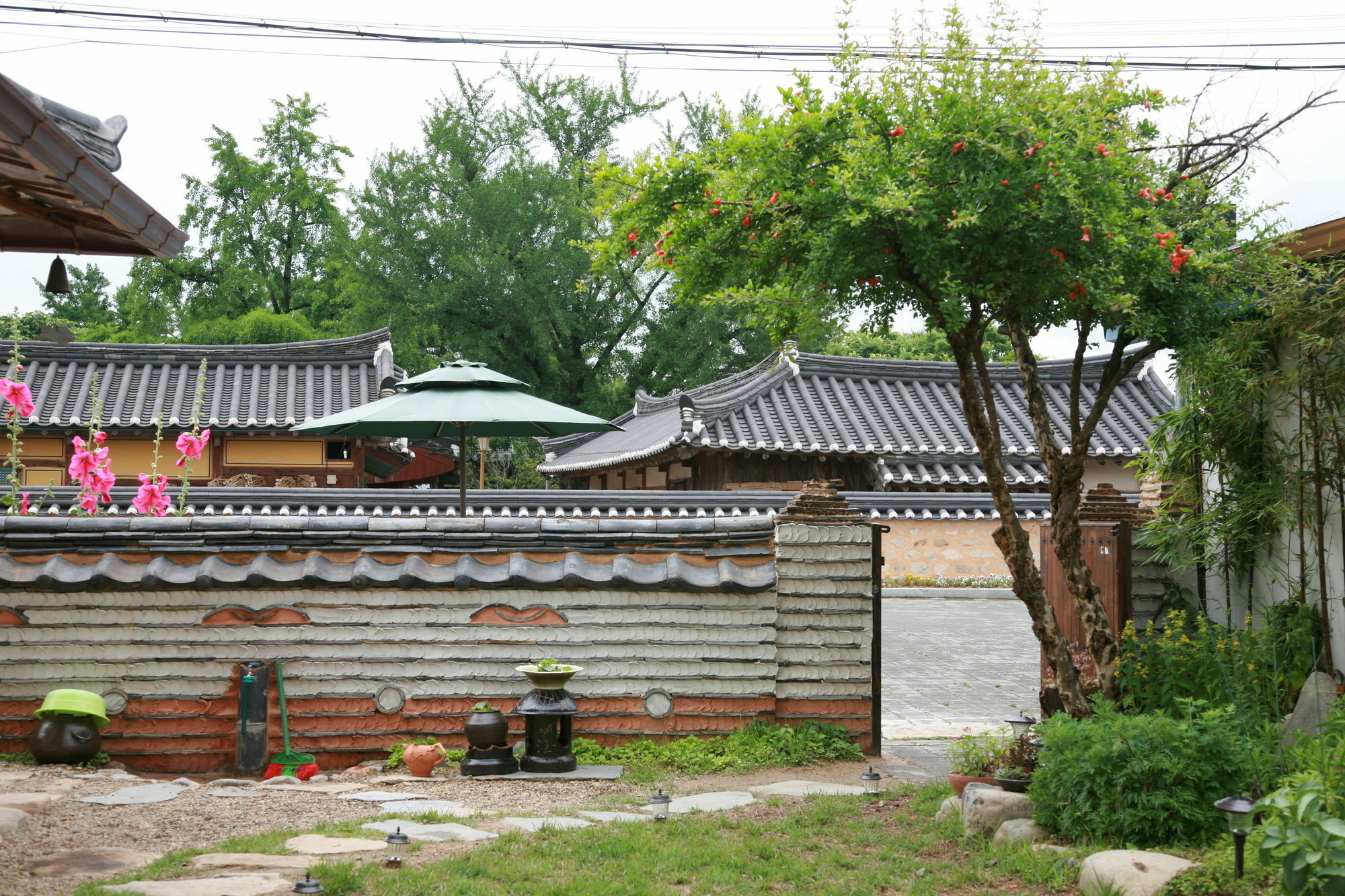 Floral Space Hanok Guesthouse Gyeongju Luaran gambar